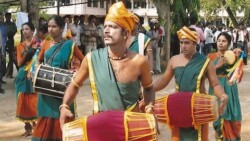 ஈழத் தமிழர்களின் மரபான இசையும் நடனமும்